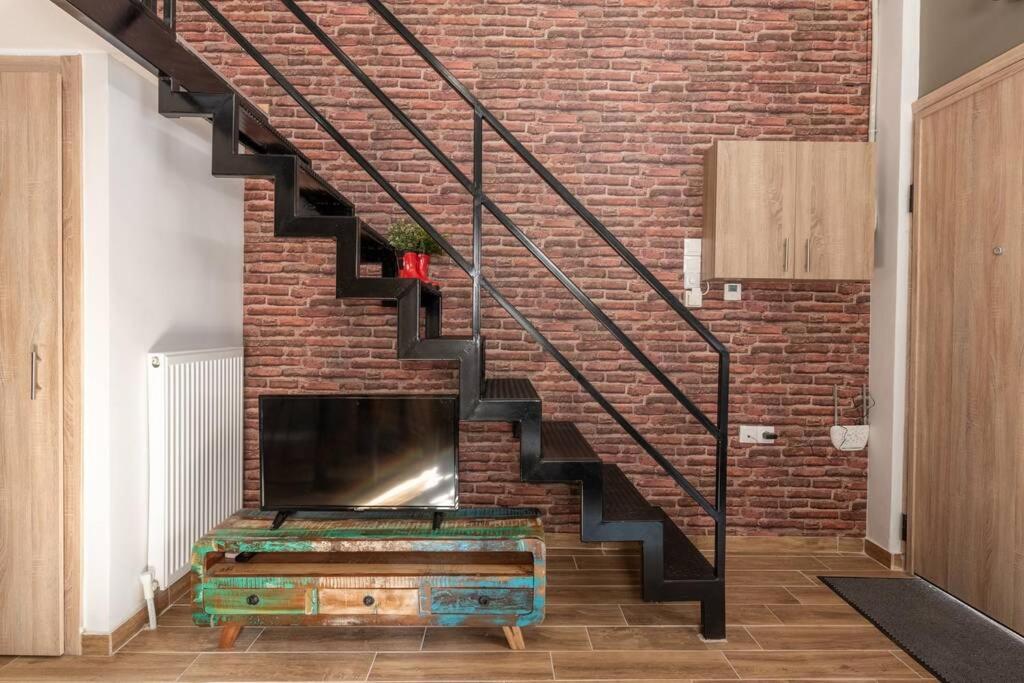 Ferienwohnung Industrial Loft Near Seaside W 200Mbps Thessaloniki Exterior foto