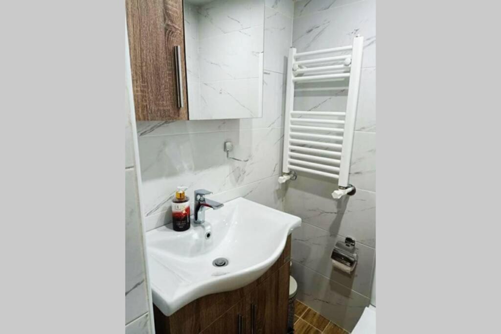 Ferienwohnung Industrial Loft Near Seaside W 200Mbps Thessaloniki Exterior foto